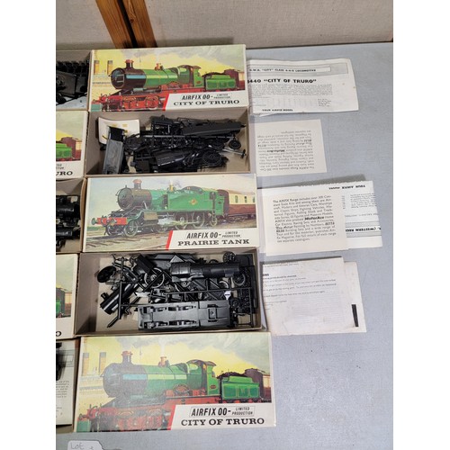 20 - 5x boxed Airfix 00 limited production city of Truro model railway kits, one has been partially made ... 