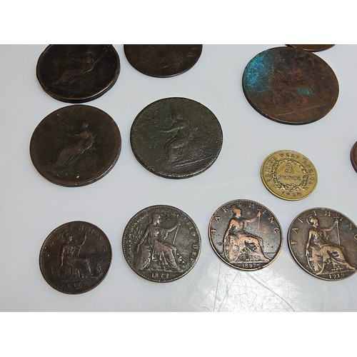 322 - Good collection of antique coins to include many British silver coins, world silver coins & other co... 