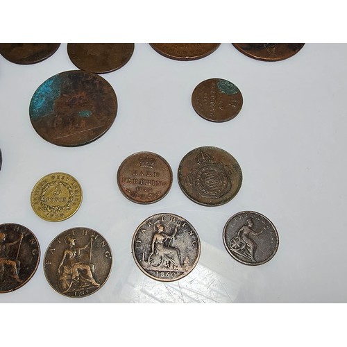 322 - Good collection of antique coins to include many British silver coins, world silver coins & other co... 