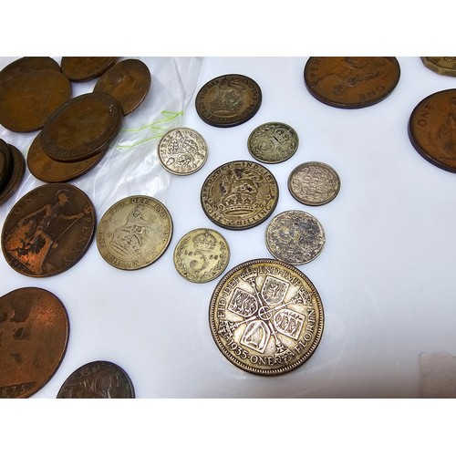 323 - Selection of organized antique British coins covering various reigns which includes 2x good conditio... 