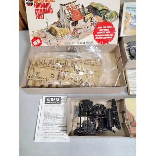 44 - 3x Airfix boxed model kits inc an Airfix OO gauge 040 saddle tank, an Airfix H.D.L. SR-N1 Hovercraft... 