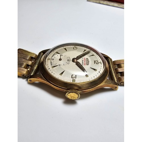 330 - Good quality vintage Roamer Premier Gents watch with hallmarked 9ct. yellow gold case on a good qual... 