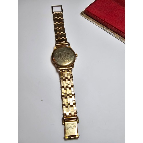 330 - Good quality vintage Roamer Premier Gents watch with hallmarked 9ct. yellow gold case on a good qual... 