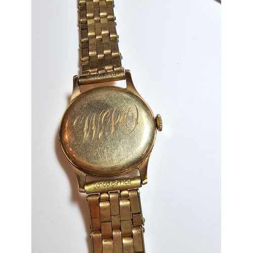 330 - Good quality vintage Roamer Premier Gents watch with hallmarked 9ct. yellow gold case on a good qual... 