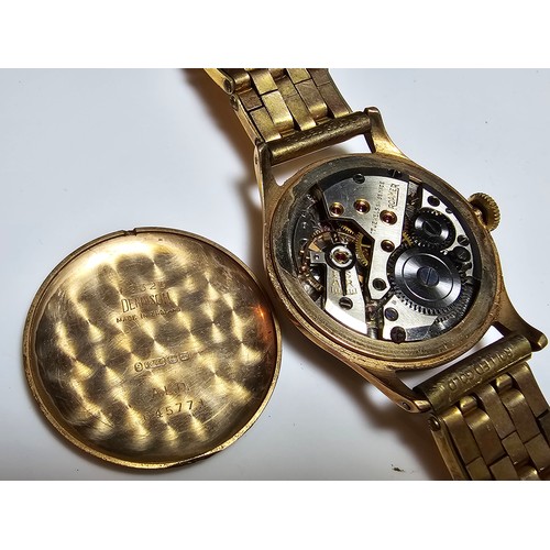 330 - Good quality vintage Roamer Premier Gents watch with hallmarked 9ct. yellow gold case on a good qual... 