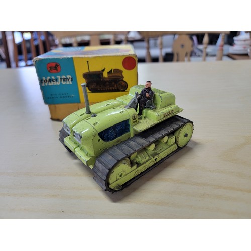 62 - Original boxed vintage Corgi Major twin crawler-tractor Euclid TC-12 in good overall condition compl... 