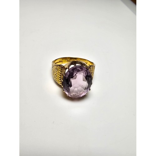 348 - Stunning antique 18ct yellow gold statement ring inset with a large natural faceted amethyst gemston... 