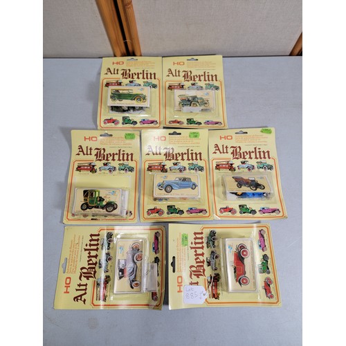 65 - Quantity of 6x Alt Berlin plastic kits of vintage cars, all in good order, each of the packs contain... 