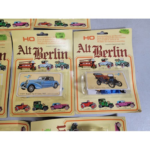 65 - Quantity of 6x Alt Berlin plastic kits of vintage cars, all in good order, each of the packs contain... 