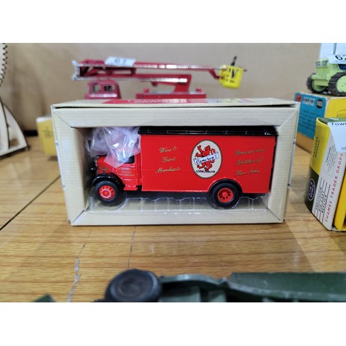 64 - 5x diecast vehicles inc 2x boxed diecast items inc a boxed Vanguards Guinness truck and a boxed Corg... 