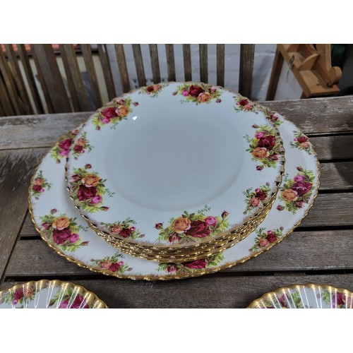 94 - Royal Albert Old Country Roses 33x piece part dinner set which includes 2x lidded tureeens, gravy bo... 