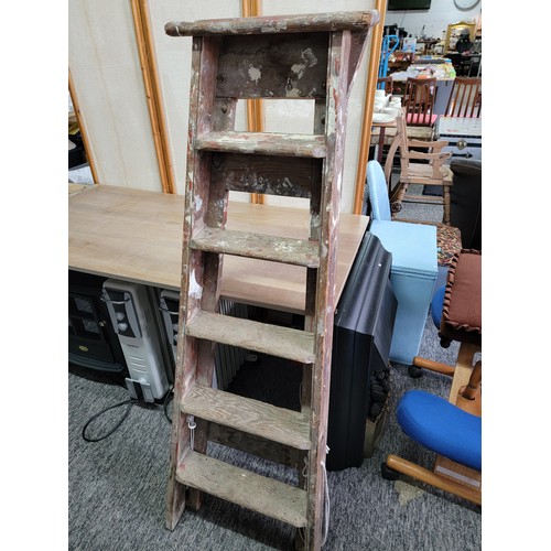 132 - Large 5x tier vintage wooden ladder in overall good condition stands at 145cm high