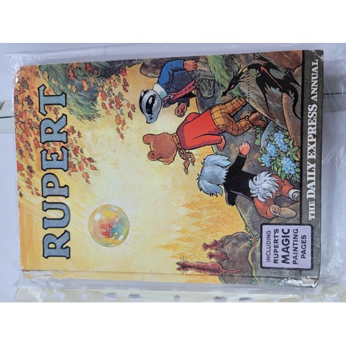 107 - Qty of 5x vintage Rupert Bear Annuals dating 1957,1967,1968,1969 and 1974 only one still has price c... 