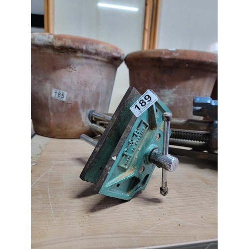 189 - Good quality small green P&B England carpenters  vice in good overall condition length of 23cm width... 