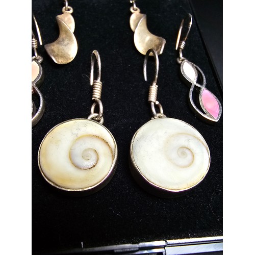 279 - A bundle of 3x pairs of 925 silver drop earrings, 1 pair is inset with shells another with pink moth... 