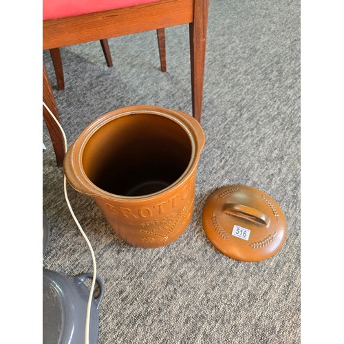 516 - 2x good quality heavy cast iron and enamel lidded cooking pots along with a vintage west German Brot... 