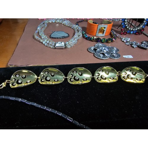 380 - Suite of good quality costume jewellery on 2 display boards ( not included) includes a pretty turquo... 