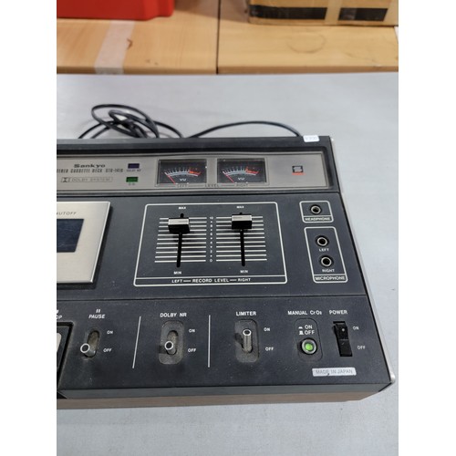 9 - A Sankyo tape deck model STD-1410 with dolby sound