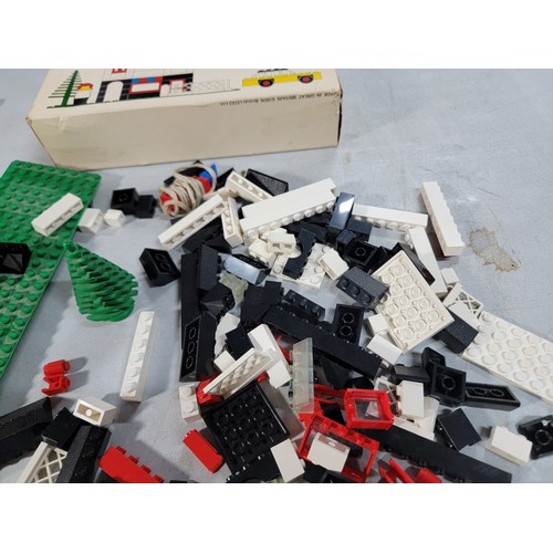 22 - 2x boxed LEGO items from the 1970's, inc a windmill kit, and a house kit, kits look complete though ... 