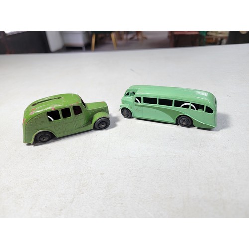 25 - Collection of 10x metal Dinky diecast vintage busses inc 4x streamlined busses, 4x double decker bus... 