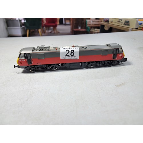 28 - Hornby R595 class 90 90020 electric locomotive along with a Nunney Castle 5029 loco with tender