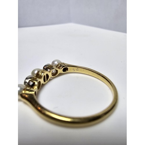 264 - A fine quality 18ct yellow gold pearl and diamond ring inset with 2 large diamonds, combined weight ... 