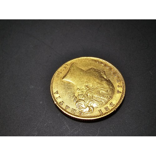 266 - Good antique Queen Victoria Full Gold Sovereign dated 1877 with a young Queen Victoria head in very ... 