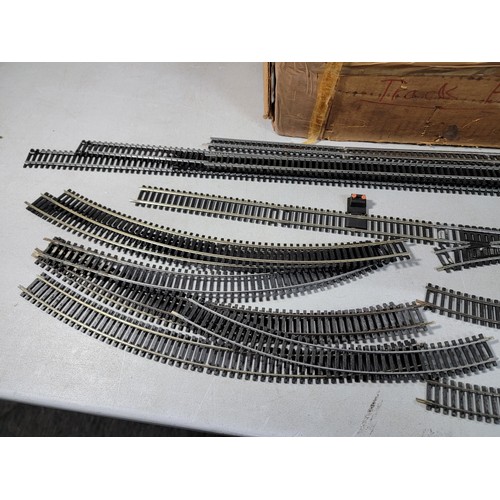 43 - Box containing a very large quantity of 'OO' gauge train track inc straights and curves