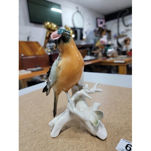 60 - 2x good quality Karl ENS ceramic figures of birds each stamped to the base inc a lapwing and a bullf... 