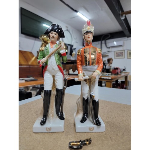 64 - Quantity of 6x ceramic solider figurines in various uniforms inc Marshall of the empire, Hussar offi... 