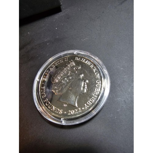 167 - 2022 Queen Elizabeth II Platinum Jubilee mint £5 coin for the Bailiwick of Guernsey, uncirculated in... 