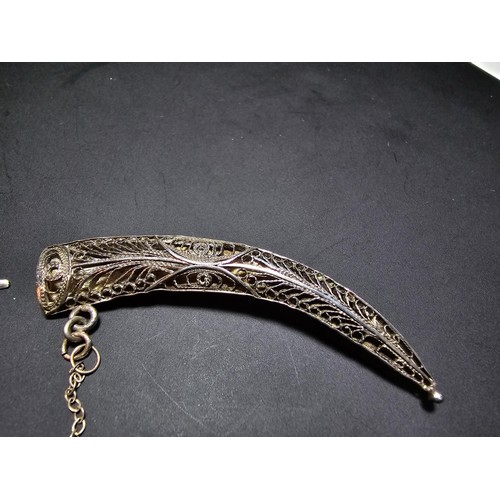 246 - Ornate Iraqi Stirling silver filigree Jambiya dagger brooch, dagger pulls out of sheath, both pieces... 