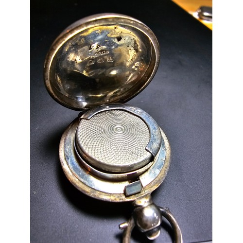 243 - Good quality hallmarked silver case for full sovereigns hallmarked to Birmingham featuring a domed a... 