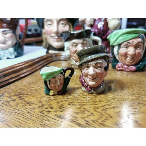 139 - Qty of various collectable character toby jugs along with a good quality wooden oak butlers tray.