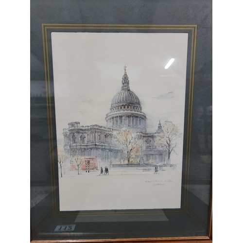 112 - Collection of 6x framed and glazed prints of various London landmarks inc Piccadilly Circus, Royal A... 