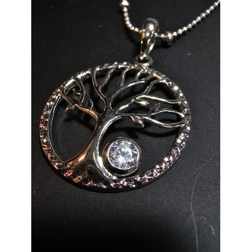 217 - A brand new pretty 925 silver tree of life pendant set on an attractive 18