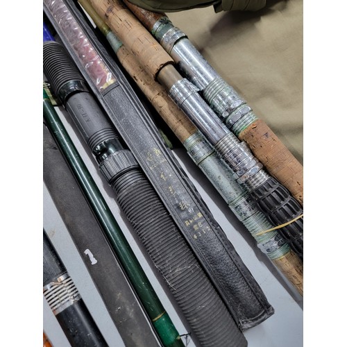 1 - Collection of 9x fishing rods to include a good vintage Mordex Paramount 3 pce rod, a Bravo King 4.5... 