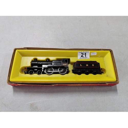 21 - Hornby R.450 4-4-0 Class 2P LMS 690 locomotive and tender in original box.