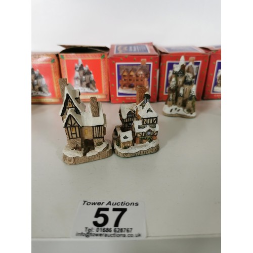 57 - Qty 11x boxed David Winter cottages - Small Christmas ornaments along with 1x small mouse figure. Al... 