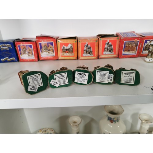 57 - Qty 11x boxed David Winter cottages - Small Christmas ornaments along with 1x small mouse figure. Al... 