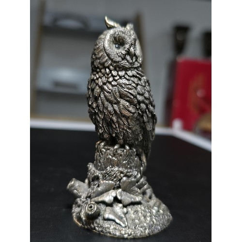 121 - A country artist hallmarked silver filled owl figure presenting excellent detail, dated 1989 and sig... 