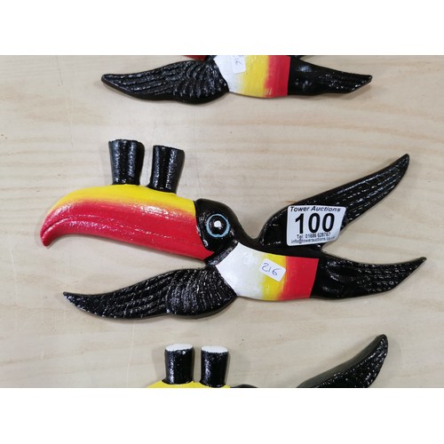 100 - Set of 3x graduating flying Guinness toucans cast iron wall plaques, largest measuring 25cm length.