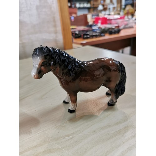 103 - Qty of good quality figurines which includes resin shire horse and cartwheel, glazed ceramic Schnauz... 