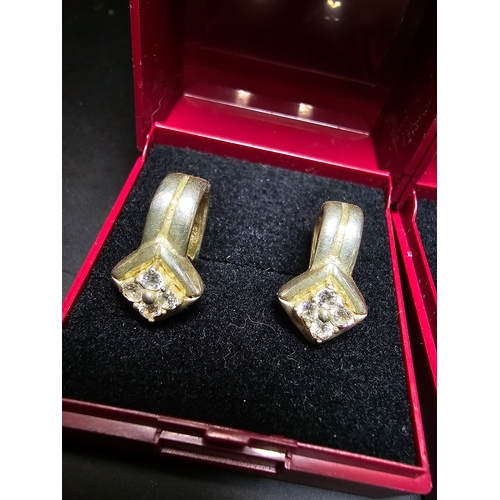 177 - Bundle of 2x boxed pairs of 925 silver earrings to include a good drop pair inset with mother of pea... 