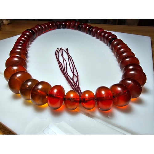 187 - Good Vintage Very Large and Impressive Bakelite Amber Beaded Necklace, which are heavy having a tota... 