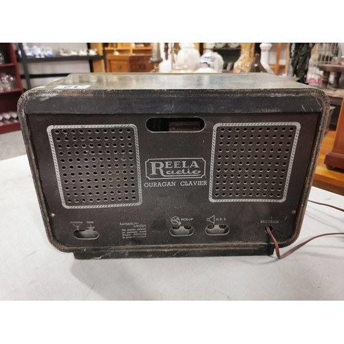 12 - 3x vintage radios including 2 valve models. Brand names include Ekco, Reela, etc. Due to the vintage... 