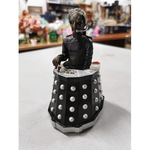 20 - Vintage collectable Doctor Who items to include Eaglemoss Collections Doctor Who - Mega Dead Planet ... 