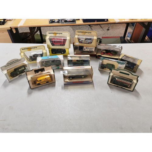 30 - A quantity of 14x boxed diecast model vehicles to include dinky 1949 Land Rover, models of yesteryea... 