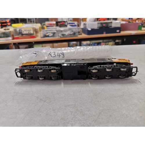 31 - Hornby R348 BR Railfreight Class 37 Diesel locomotive 37063, appears to be in good condition, box no... 