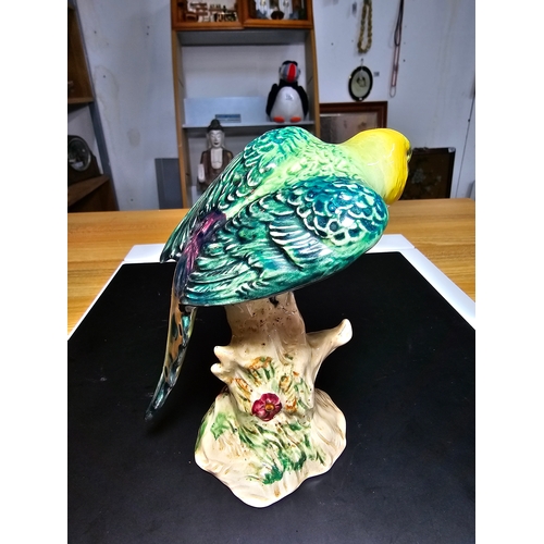 175 - Beswick Parakeet figure model number 930. In excellent condition with no damage, presenting vibrant ... 